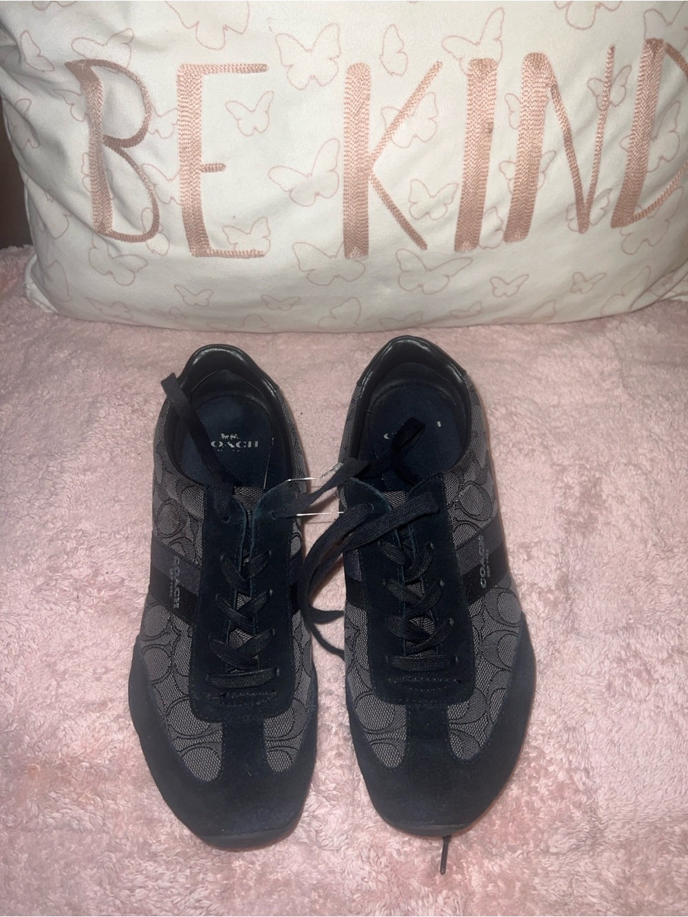 Coach Women’s Black Signature Logo Sneaker